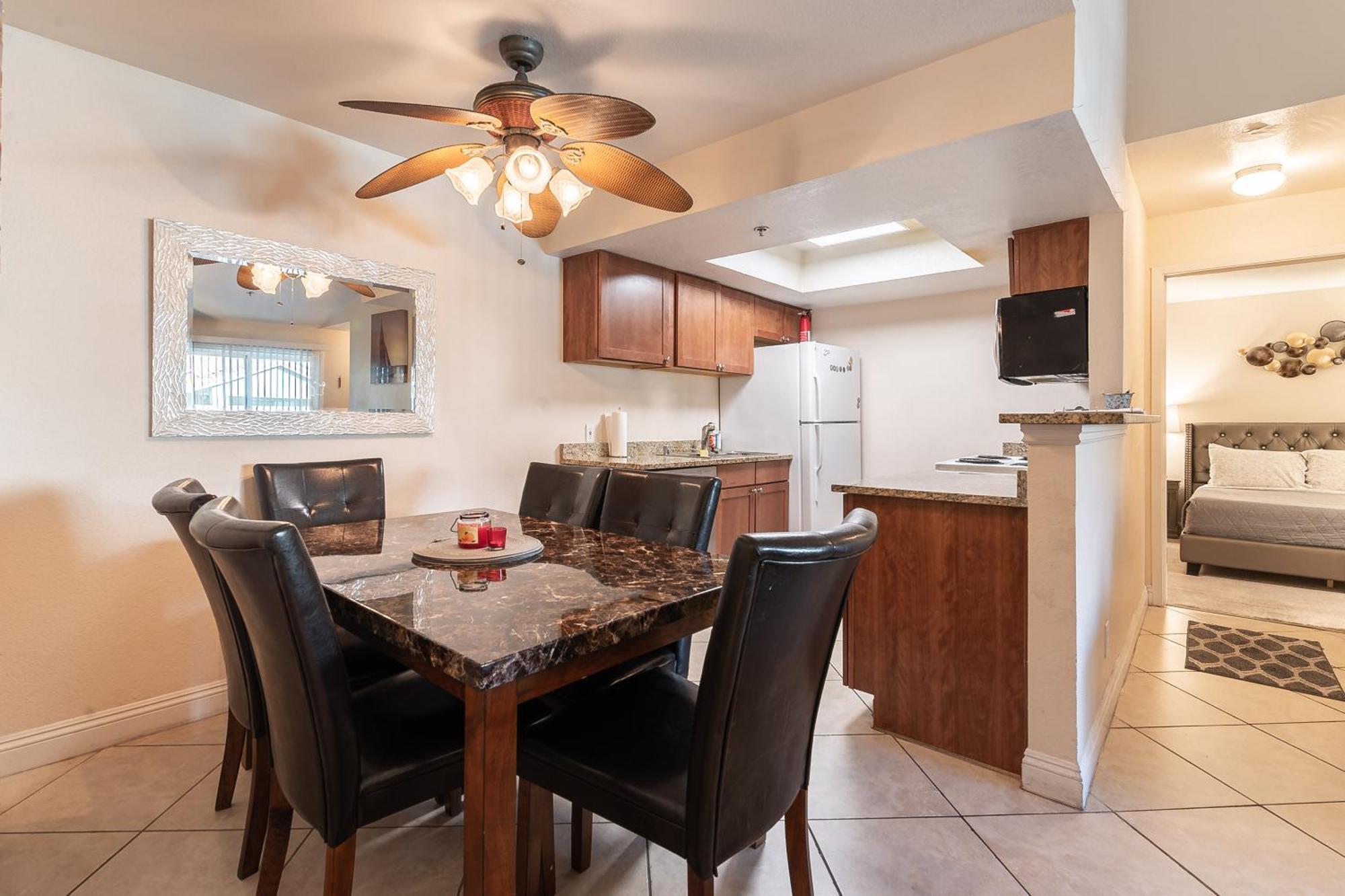 Stylish, Cozy 2Br,2Ba Condo Near Rio, Vegas Luxury Las Vegas Extérieur photo